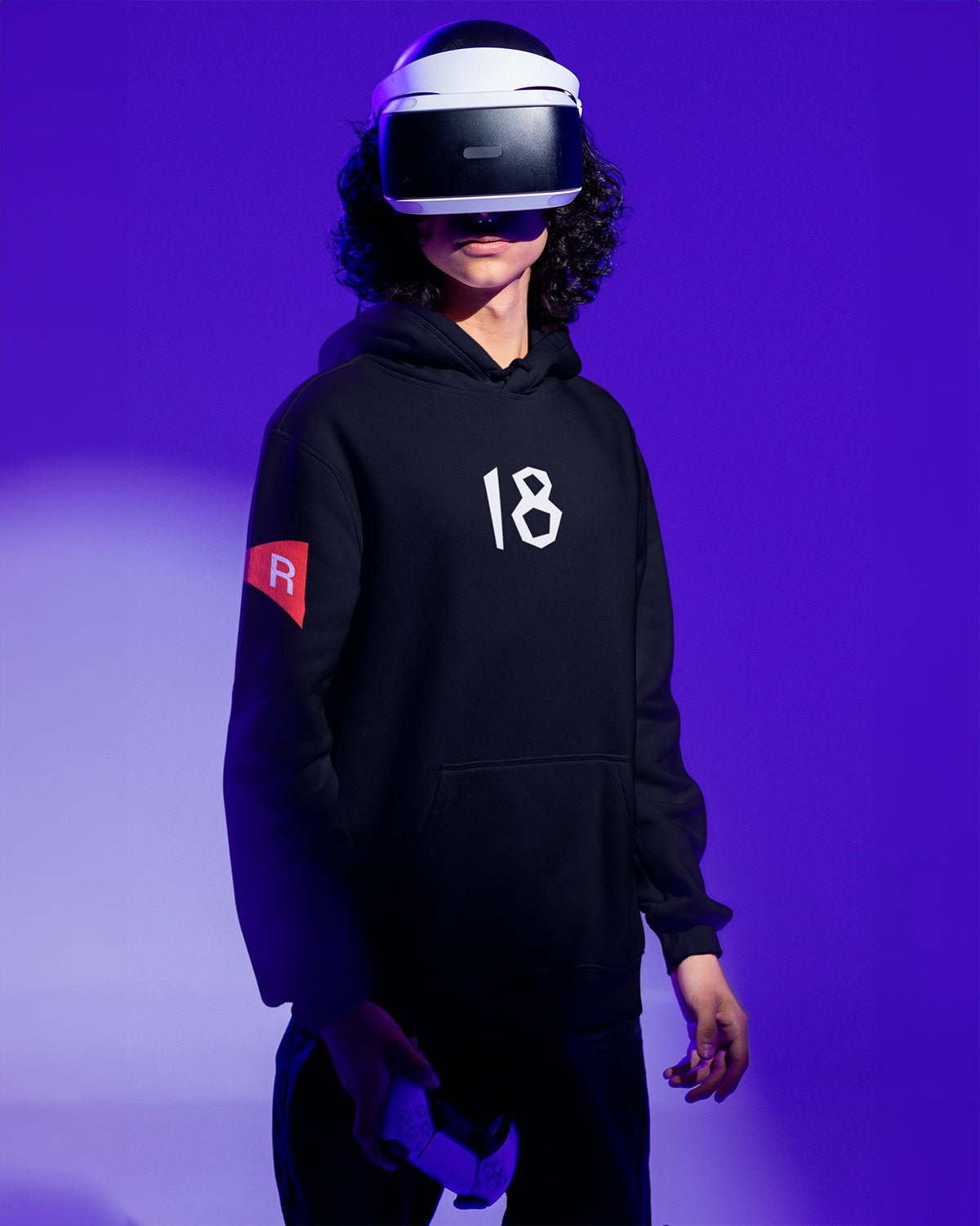 Android 18 Hoodie • Dragon Ball - Rabbit Comic